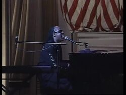 USA: WASHINGTON: DEMOCRATIC PARTY HOLD HUGE FUNDRAISING EVENT News Clip