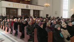 VOICED : Catholic Poland has high expectations News Clip