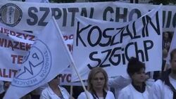 CLEAN : Polish doctors hit streets demanding higher wages News Clip