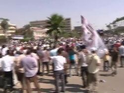 Crowds on streets supporting Mohamed Morsi News Clip