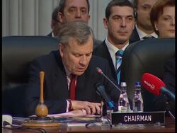 WRAP NATO delays membership for Ukraine, Georgia, family photo, Putin arrives News Clip