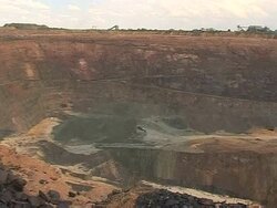 CLEAN: Rights group says Zimbabwe diamonds bloodstained News Clip