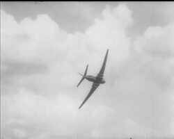 BRITAIN STAGES GREATEST AND LATEST AIR SHOW News Clip