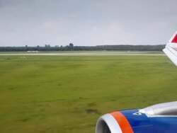 Airplane landing - view from the window Stock Footage