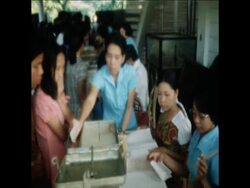 SYND 17 10 76 SCENES IN MANILA AS PHILIPPINE PEOPLE VOTE IN A REFERENDUM ON CONSTITUTIONAL CHANGES News Clip