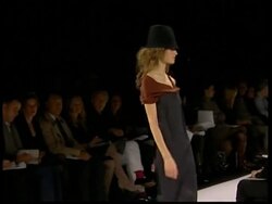 Vera Wang reveals collection at NY fashion week News Clip