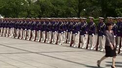 CLEAN : Abe greets Japanese peacekeepers returning from S.Sudan News Clip