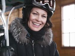 mature woman on a ski holiday Stock Footage