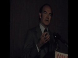 SYND 29-10-72 GEORGE MCGOVERN SPEAKS IN DISNEYLAND News Clip