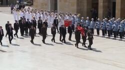 Turkey - Erdogan wins Turkey's presidential vote / Newly-inaugurated president places wreath at Ataturk mausoleum / Erdogan and predecessor, Abdullah Gul, in handover ceremony News Clip