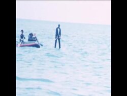 SYND 26 8 78 US ARMY SERGEANT WALKS ACROSS THE ENGLISH CHANNEL AND ARRIVES IN CALAIS News Clip