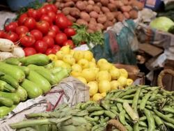 CU Shot of various fruit and vegetables at fruit stall in Medina / Fez, Fes-Boulemane, Morocco Stock Footage