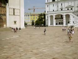 Time lapse Tourists inside the Kremlin Stock Footage