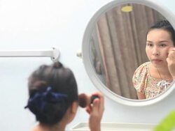 MakeUp Stock Footage