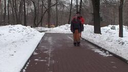 CLEAN: April snowstorm hits Moscow News Clip