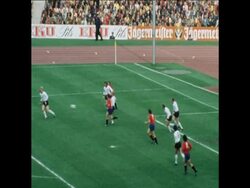 SYND 23 5 76 FOOTBALL MATCH WEST GERMANY V SPAIN Instructional Video