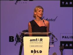 Bill Clinton's sax and Robert Pattinson's kisses sold at auction Instructional Video