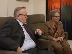 Interview with Nobel Peace Prize winner Martti Ahtisaari, watching announcement News Clip