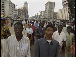 ZAIRE: KINSHASA: STUDENTS DEMAND WAR WITH RWANDA AND BURUNDI News Clip