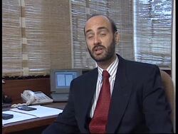 INDIA: BOMBAY: REAL ESTATE VALUES FALL BY MORE THAN A QUARTER News Clip