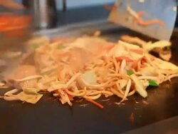 HD:Chef cooking Japanese Fried Noodle "YAKISOBA". Stock Footage