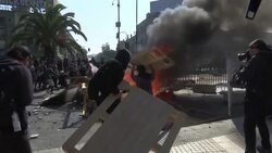 Labor Day rally turns violent in Chilean capital Instructional Video