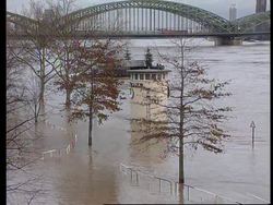 GERMANY - RHINE OVERFLOWS News Clip