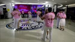 VOICED : El baile mas largo del mundo News Clip