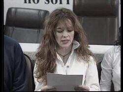 BRAZIL: MEXICAN SINGER GLORIA TREVI Instructional Video