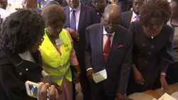 Former leader Mugabe arrives to vote in Zimbabwe election Instructional Video