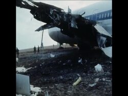 SYND 2 1 76 AFTERMATH OF THE TURKISH AIRCRAFT CRASH IN ISTANBUL News Clip