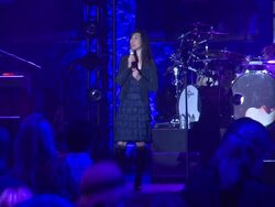 SPEECH: Maggie DiNome at St. John's Health Center's Power Of Pink Benefiting The Margie Petersen Breast Center Stock Footage