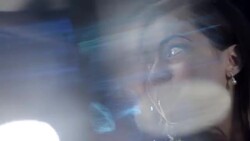 Hollywood starlet turns to face camera at awards show Stock Footage