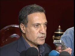 WRAP Arafat advisors speak to media about Arafat's condition News Clip