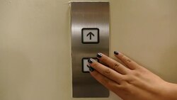 push lift going down bottom Stock Footage