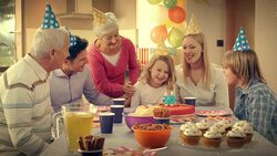 Singing happy brithday for girls tenth birthday Stock Footage