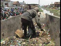 ROVING REPORT: RR9948/B: MADAGASCAR: POVERTY News Clip
