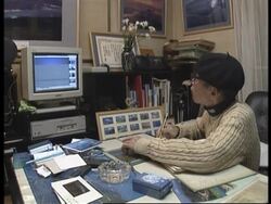 Japan - Photographer obsessed with Mt Fuji News Clip