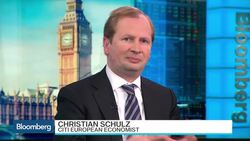 Populists Lack Sensible Economic Plan, Says Moulton News Clip