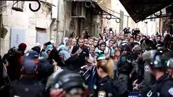 CLEAN : Clashes rock Jerusalems Al Aqsa mosque compound News Clip
