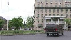 Traffic passes the Gettysburg Hotel in Gettysburg, Pennsylvania. Stock Footage