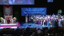 CLEAN : Dalai Lama meets with exiled Tibetans in France (2) News Clip