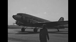Former presidential candidate Wendell Willkie arrives in Washington for Franklin Roosevelt's inauguration News Clip