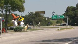 Colourful roadside attractions in Dillon, SC News Clip