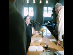 SYND 31 7 71 SISCO VISIT News Clip