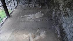 Italy, Pompeii - Forum Baths Instructional Video