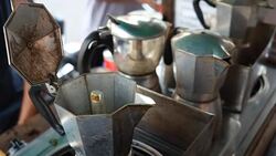 moka pot use coffee maker with hot coffee Stock Footage