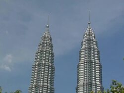ZO Petronas Twin Towers / Kuala Lumpur, Malaysia Stock Footage