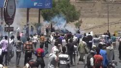 CLEAN : 5 dead as Shiite militia fires on protest in Yemens Taez News Clip