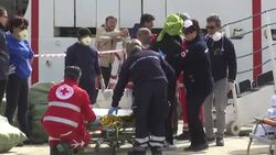 Over 720 migrants brought ashore at Sicily port Instructional Video